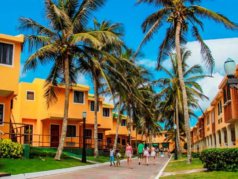 Portofino Complex Hotel Playa El Agua Exterior photo